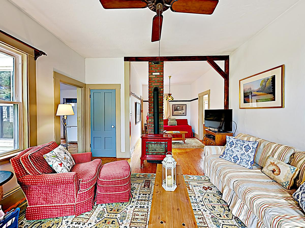 63 Locust Rd Home - thumb 17