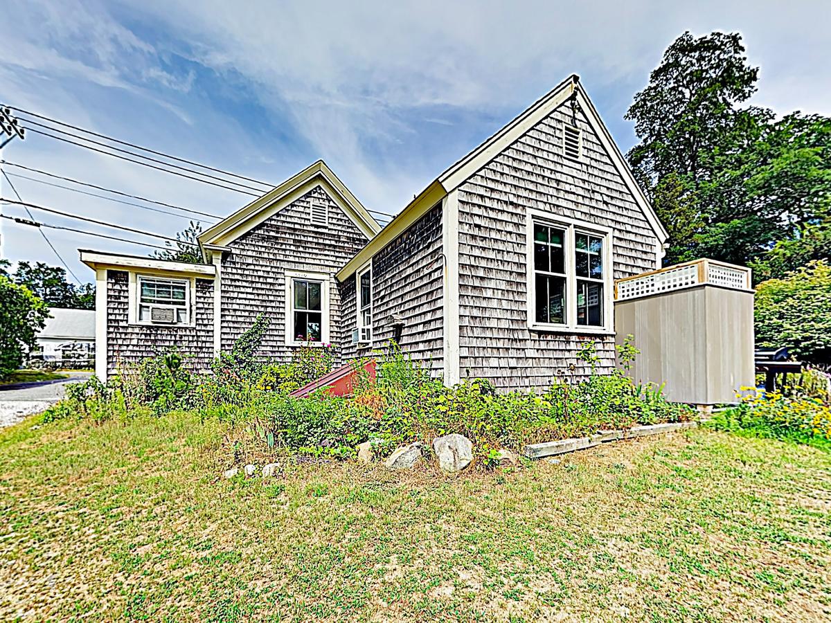 63 Locust Rd Home - thumb 10