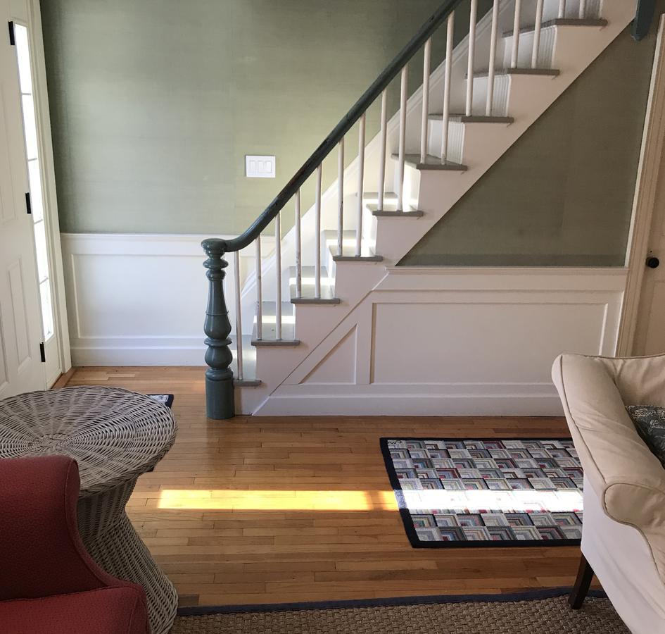 Large But Comfortable Home Walking Distance To Beach - thumb 12