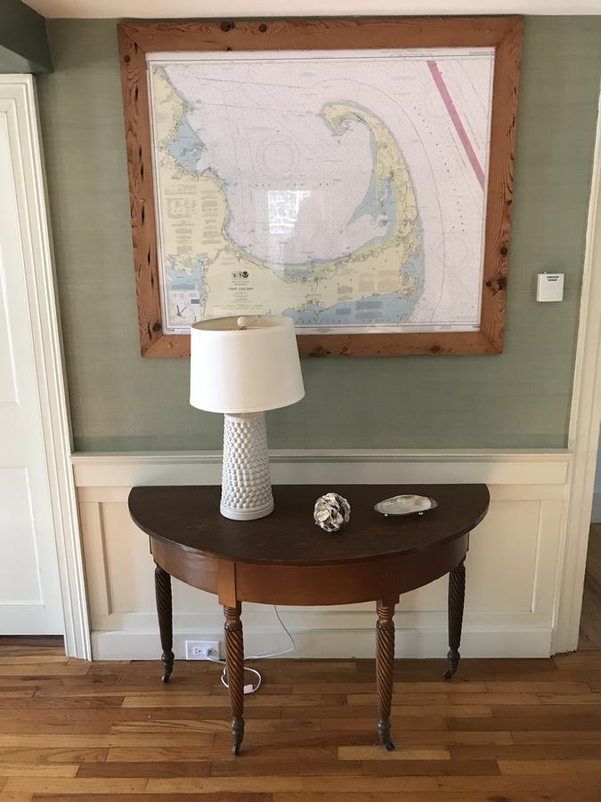 Large But Comfortable Home Walking Distance To Beach - thumb 3