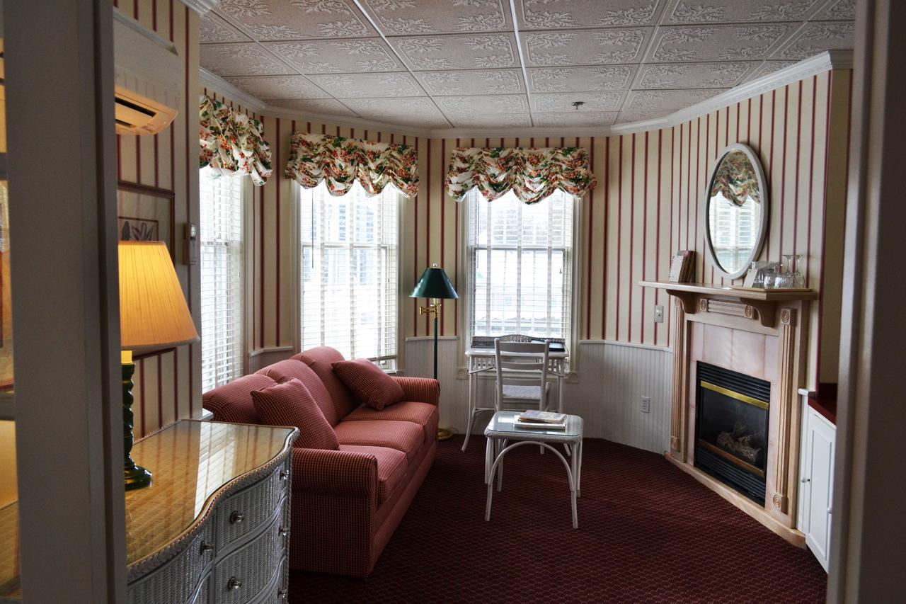 Stafford's Bay View Inn - thumb 20