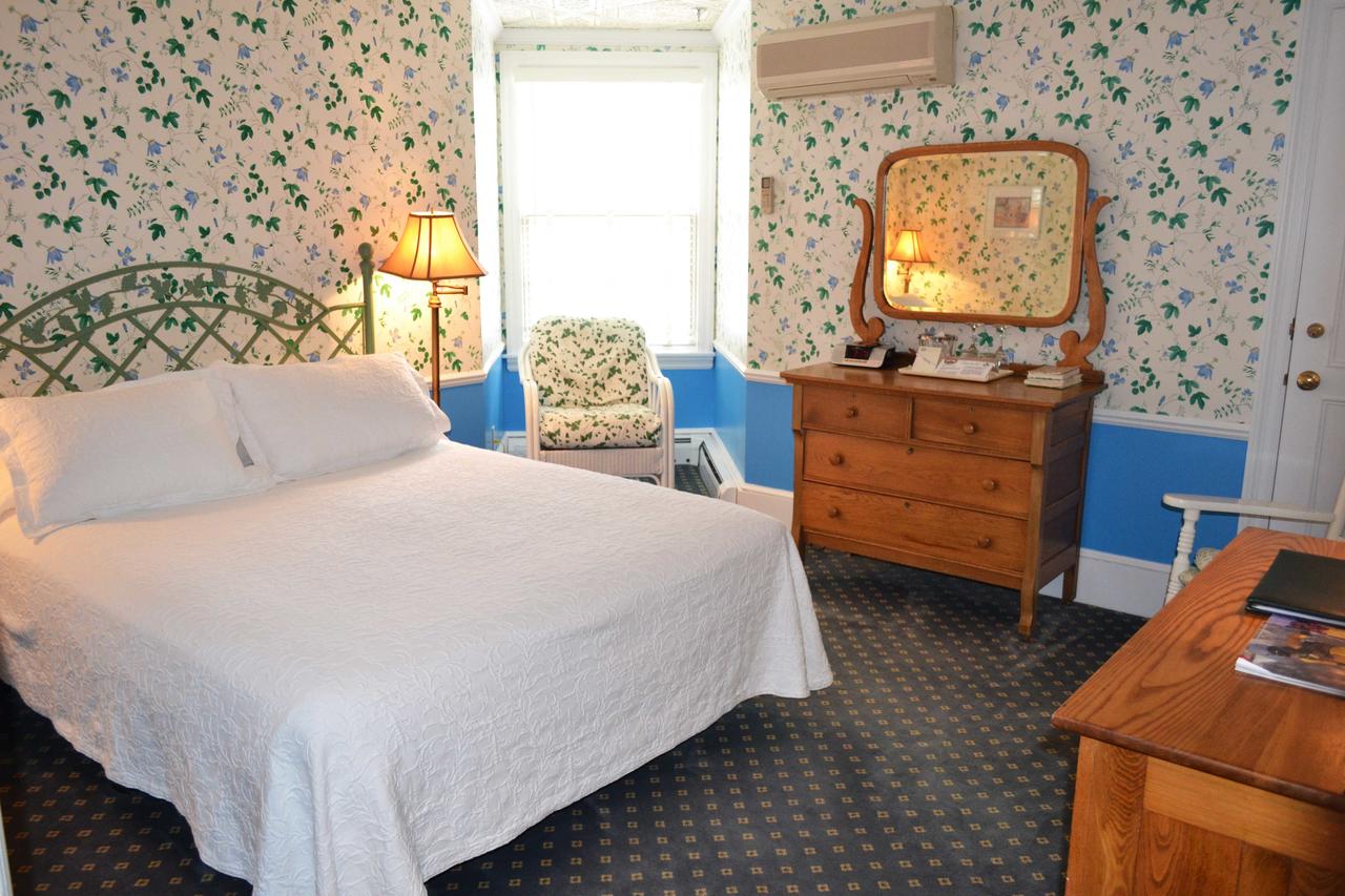 Stafford's Bay View Inn - thumb 19