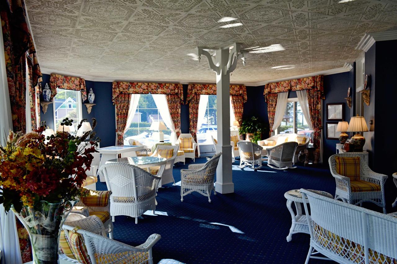 Stafford's Bay View Inn - thumb 6