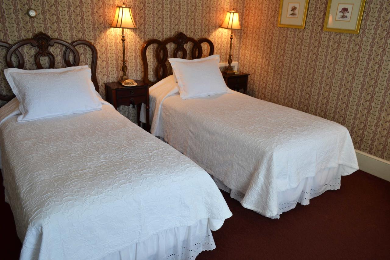 Stafford's Bay View Inn - thumb 11