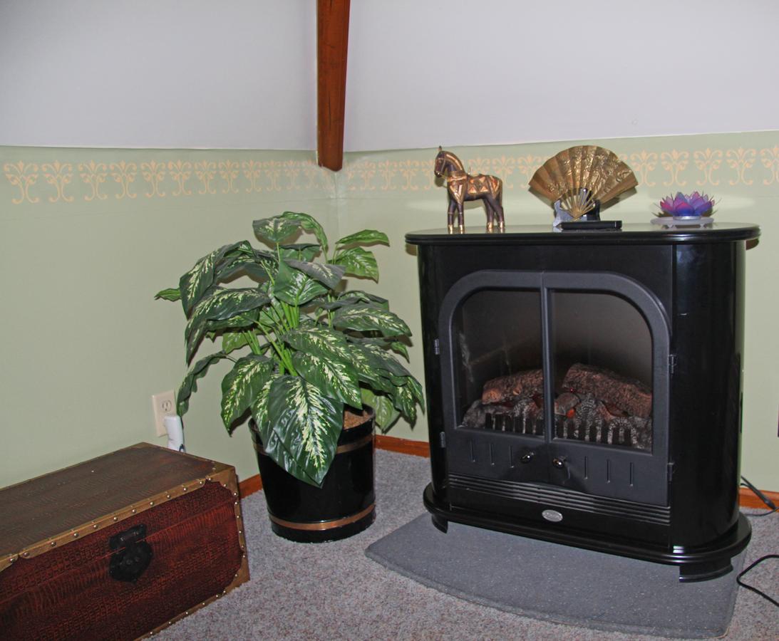 J. Paule's Fenn Inn - thumb 5