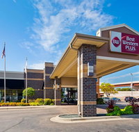 Best Western Plus Bloomington Hotel - Accommodation Ohio