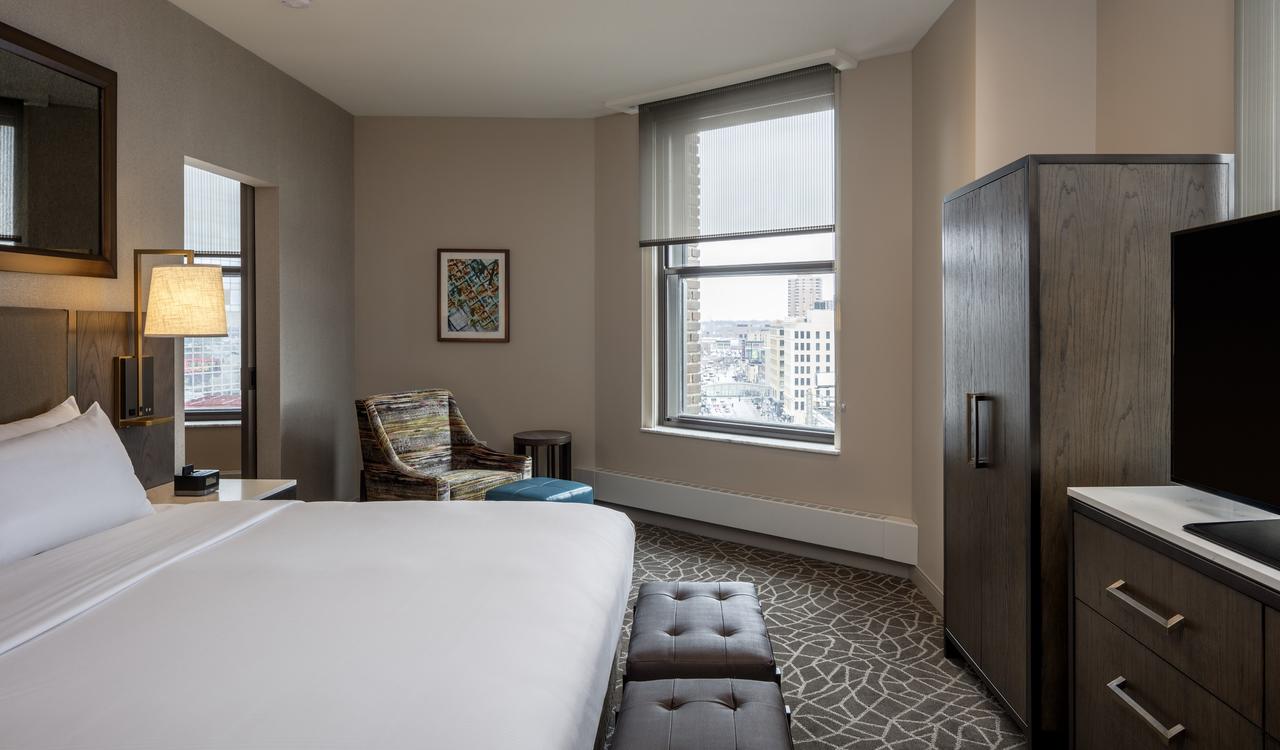 Embassy Suites By Hilton Minneapolis Downtown Hotel - thumb 17