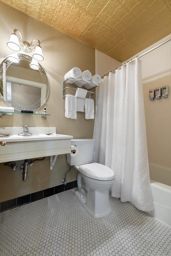 Nicollet Island Inn - thumb 4