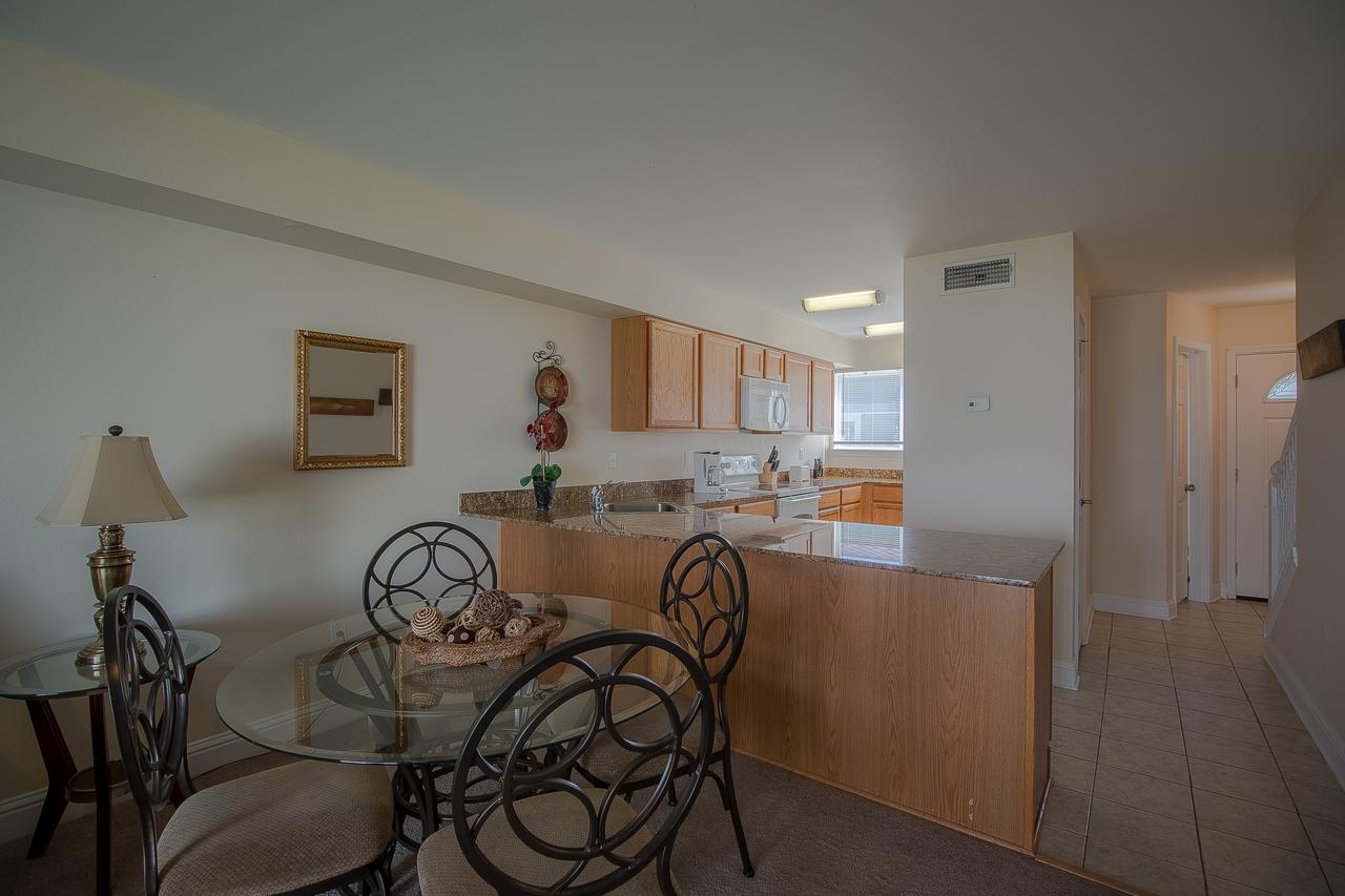 Oak Shores 93 - Two Bedroom Apartment - thumb 16