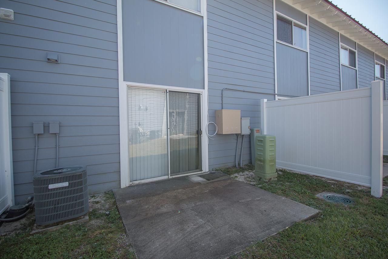 Oak Shores 93 - Two Bedroom Apartment - thumb 7