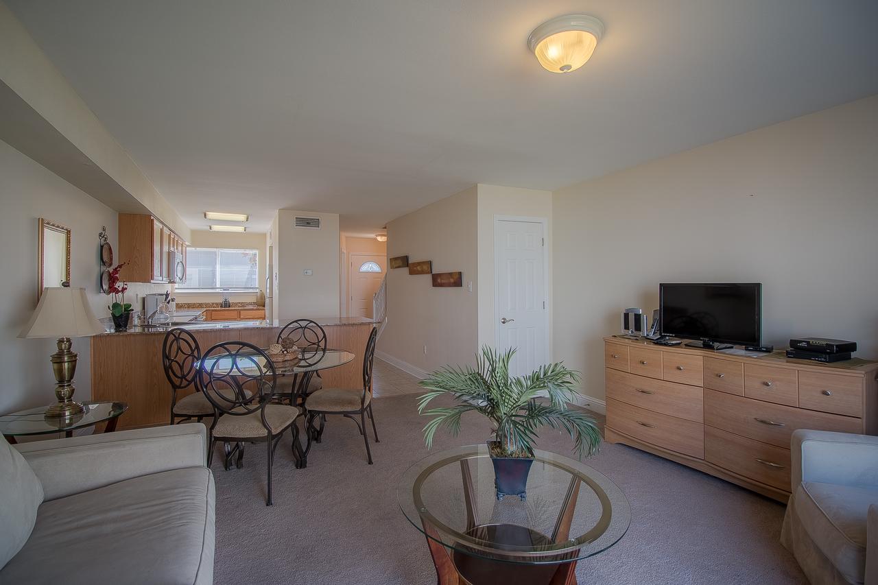 Oak Shores 93 - Two Bedroom Apartment - thumb 6