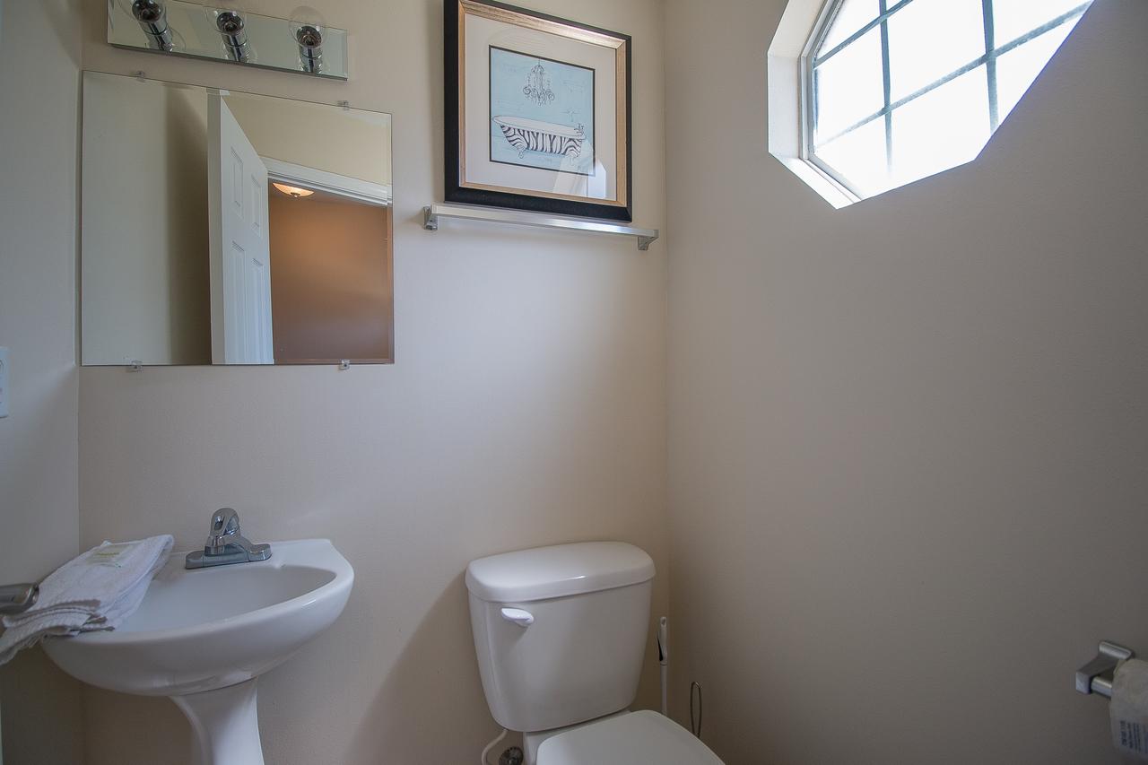 Oak Shores 93 - Two Bedroom Apartment - thumb 17