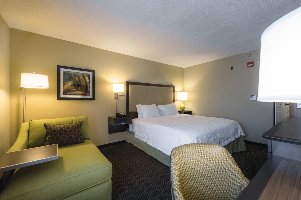 Hampton Inn Meridian - thumb 25