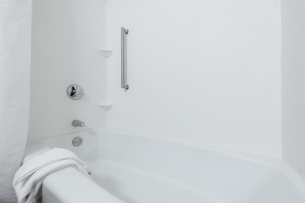 Hampton Inn Meridian - thumb 33