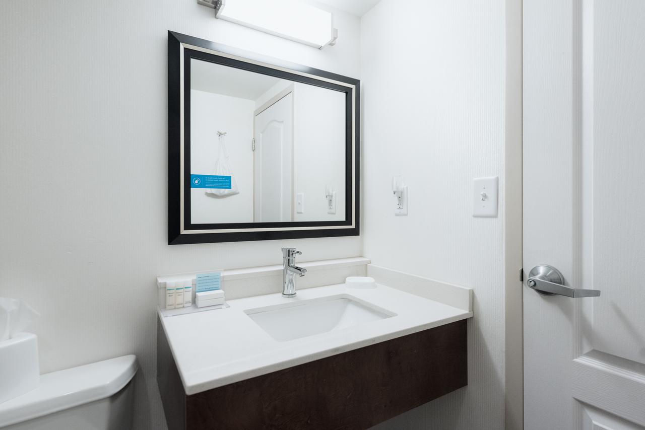 Hampton Inn Meridian - thumb 39