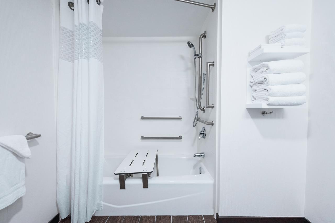 Hampton Inn Meridian - thumb 28