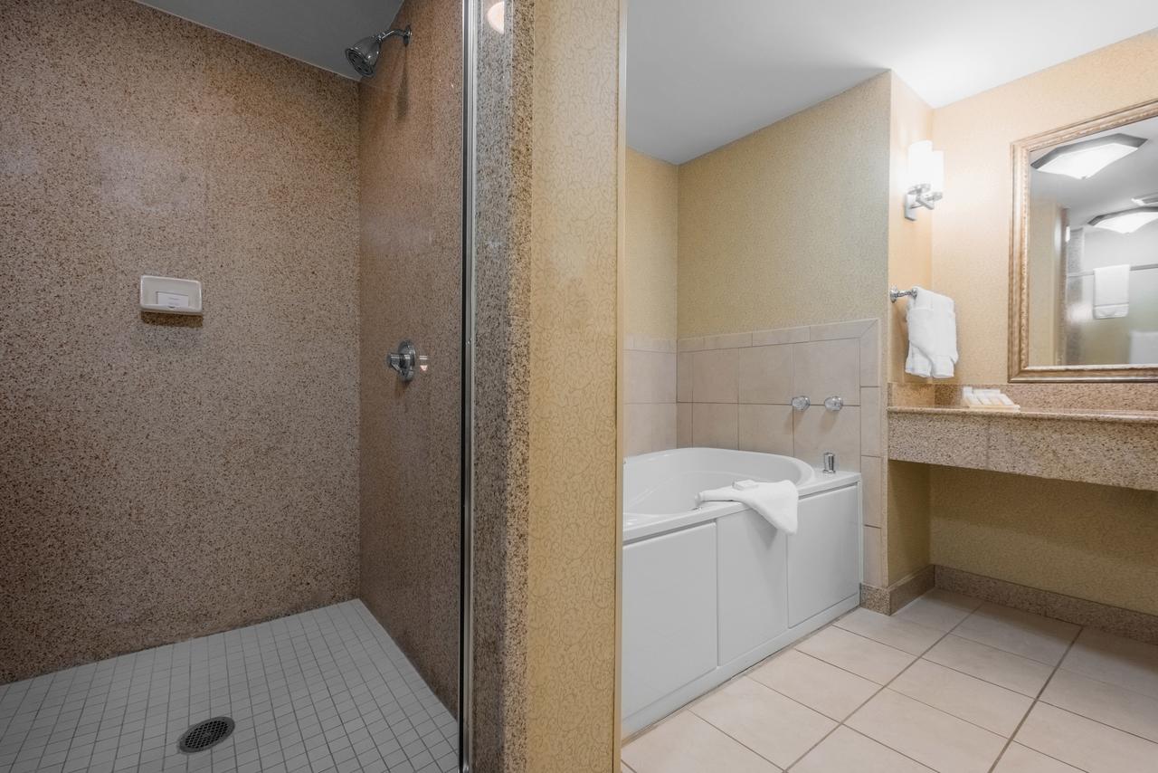 Hilton Garden Inn Meridian - thumb 38