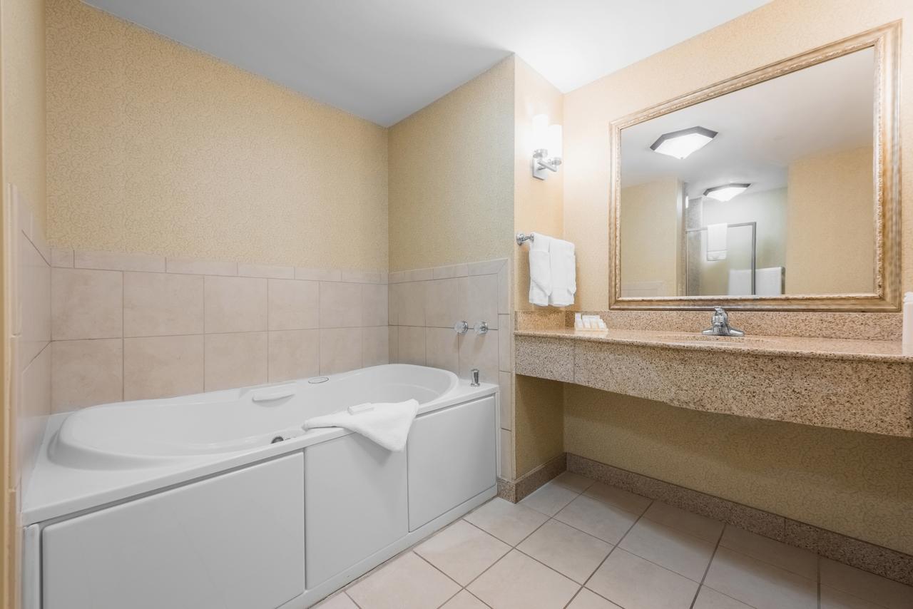 Hilton Garden Inn Meridian - thumb 37