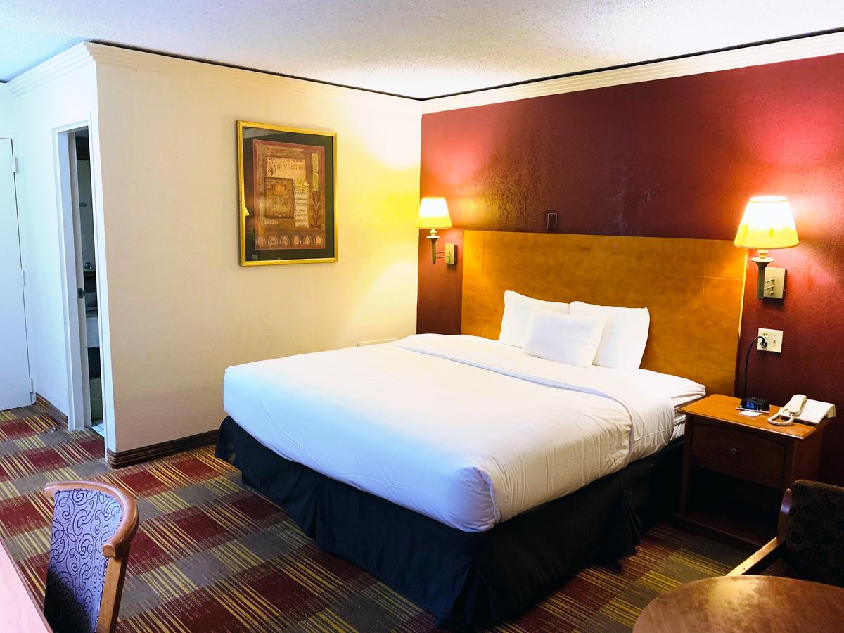 Red Lion Inn & Suites Kansas City Independence - thumb 2