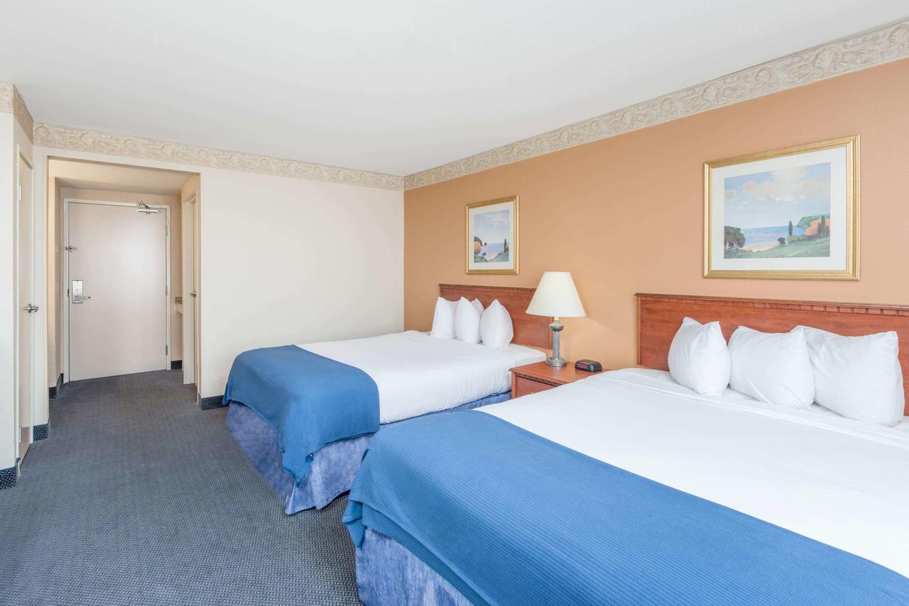 Baymont By Wyndham Ft. Leonard/Saint Robert - thumb 35