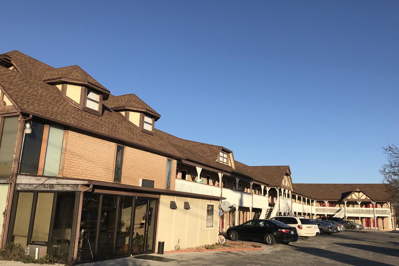 Carthage Inn - thumb 4