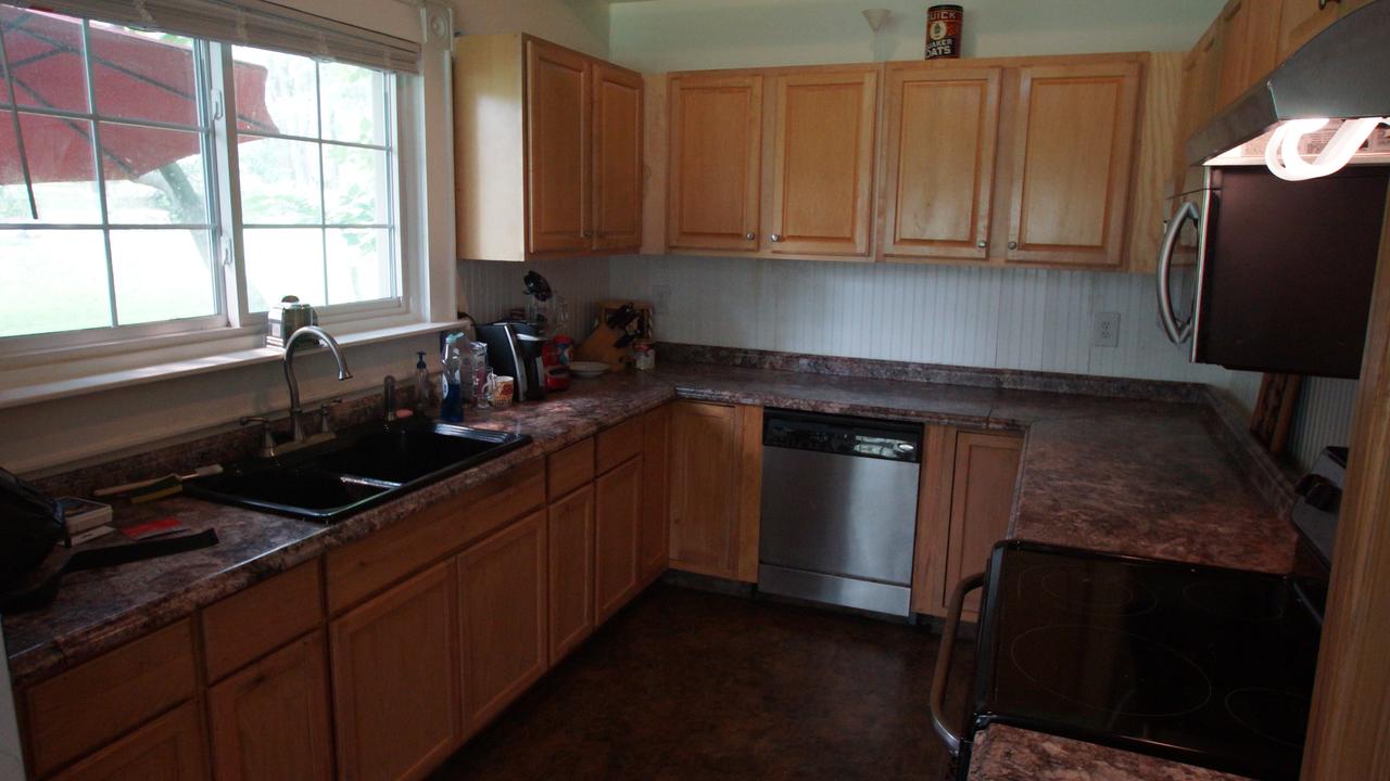 3 Bedroom Home / 4 Beds - Sleeps 8 / Near Concerts And Sports - thumb 5