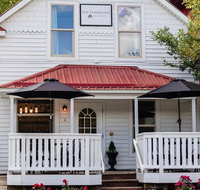 The Farmhouse Inn  Kitchen 2 blocks from Downtown Whitefish Montana - Accommodation Ohio