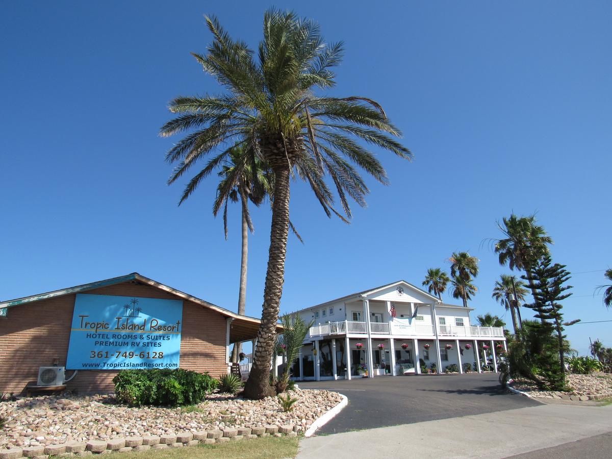 Tropic Island Resort - thumb 0