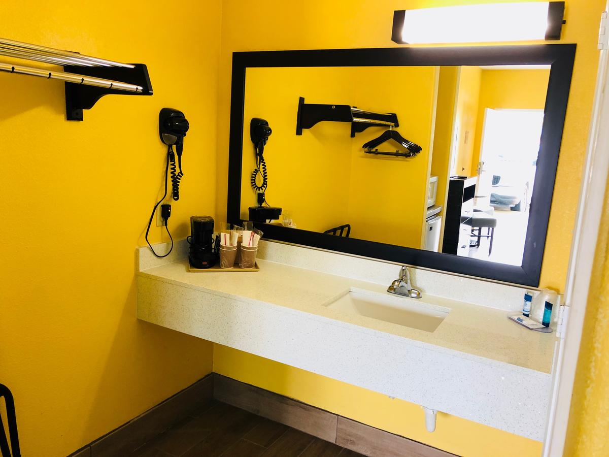 Island Hotel Port Aransas - thumb 9