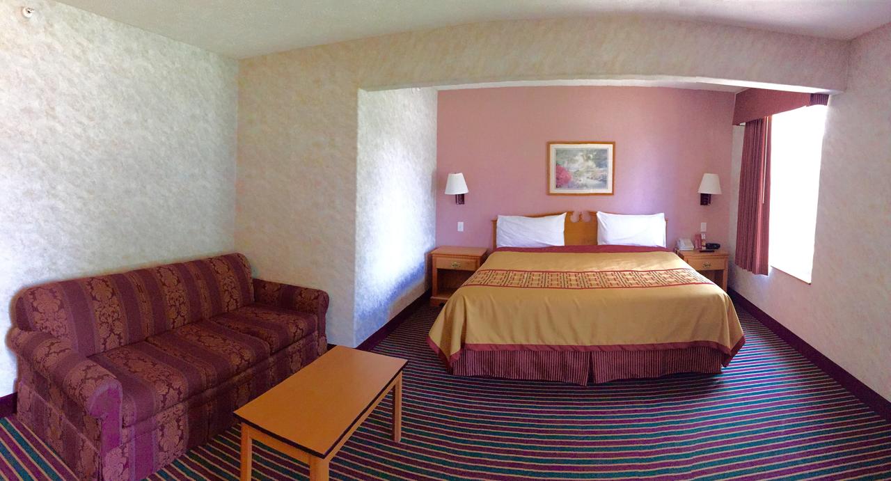 Victorian Inn North - thumb 4