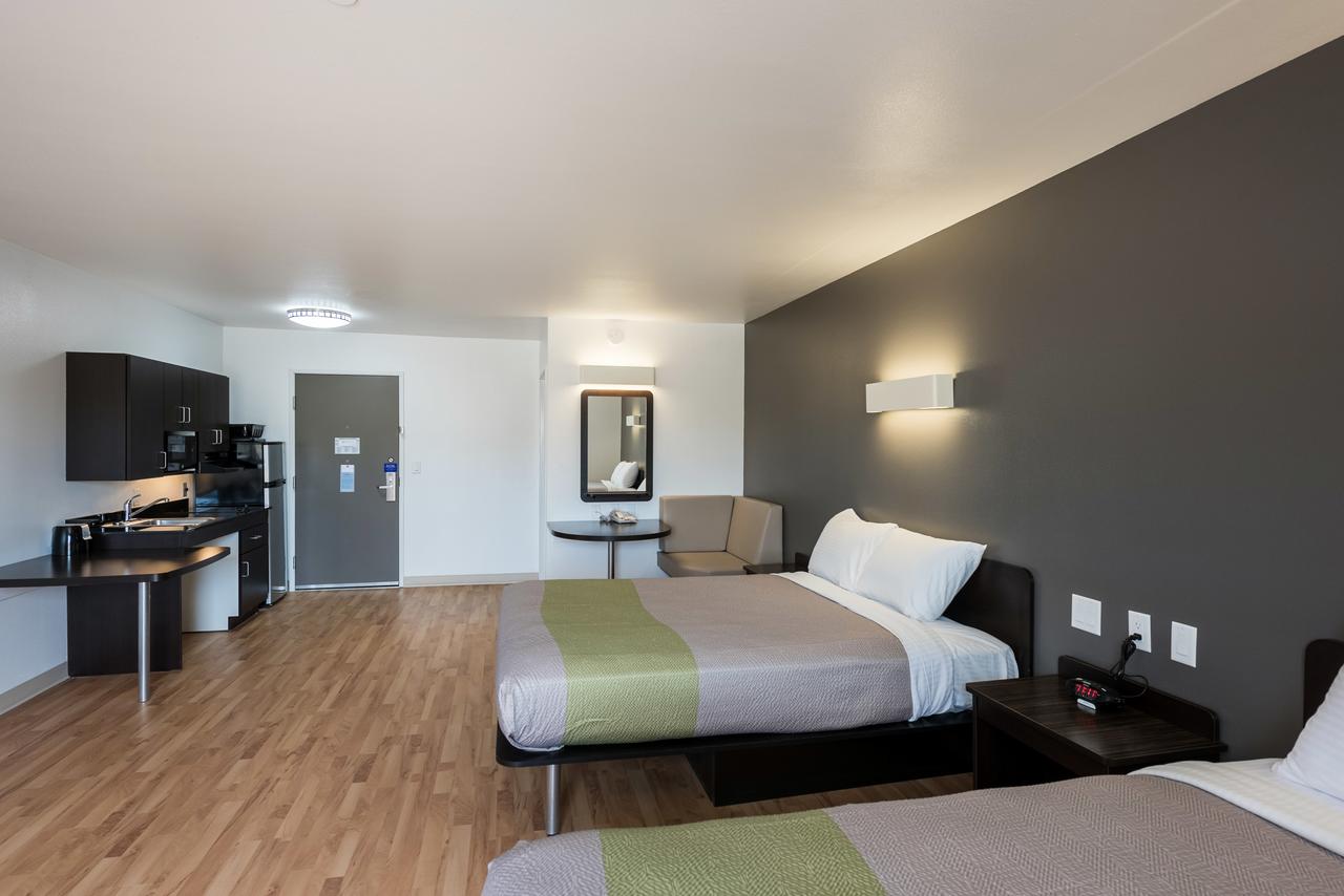 Studio 6 Sparks, NV Tahoe Reno Industrial Center - thumb 11