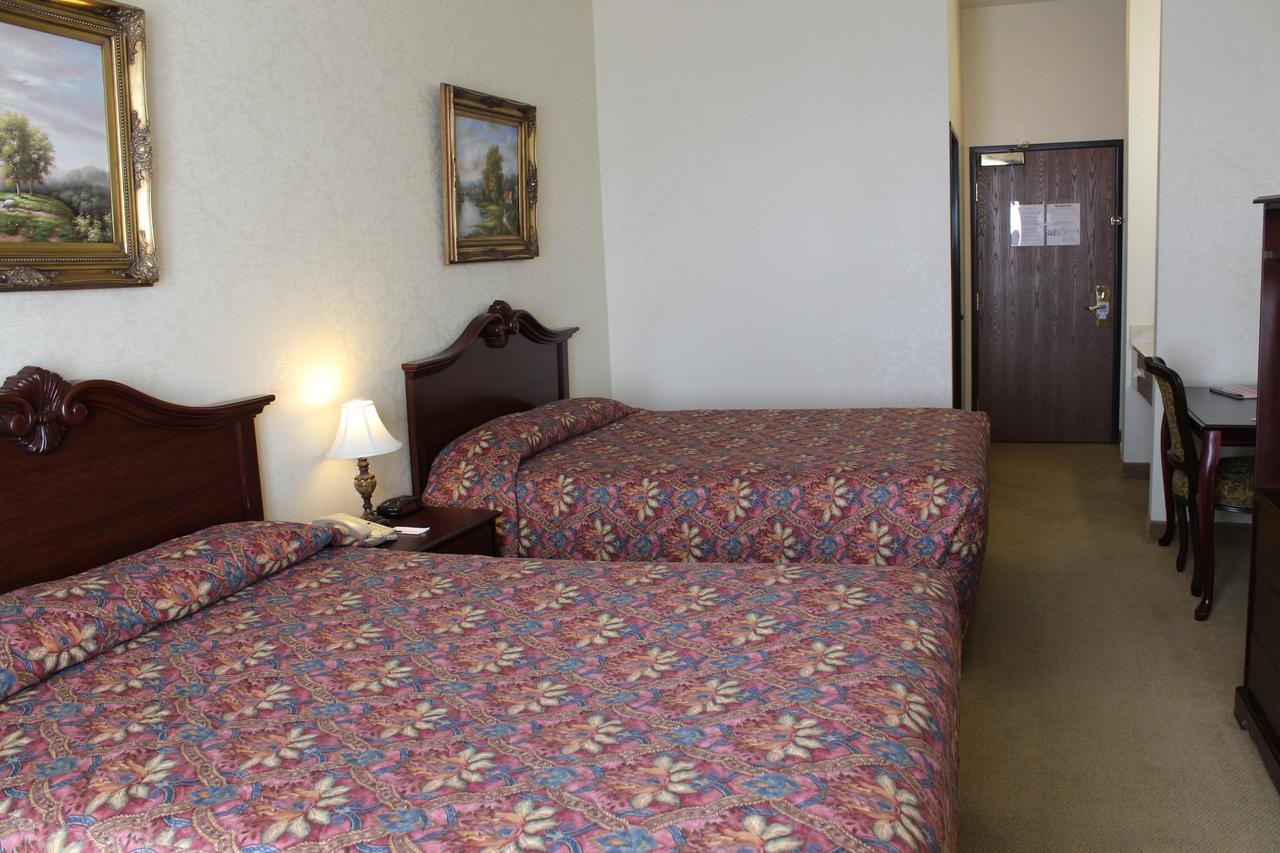 Silverland Inn & Suites - thumb 35