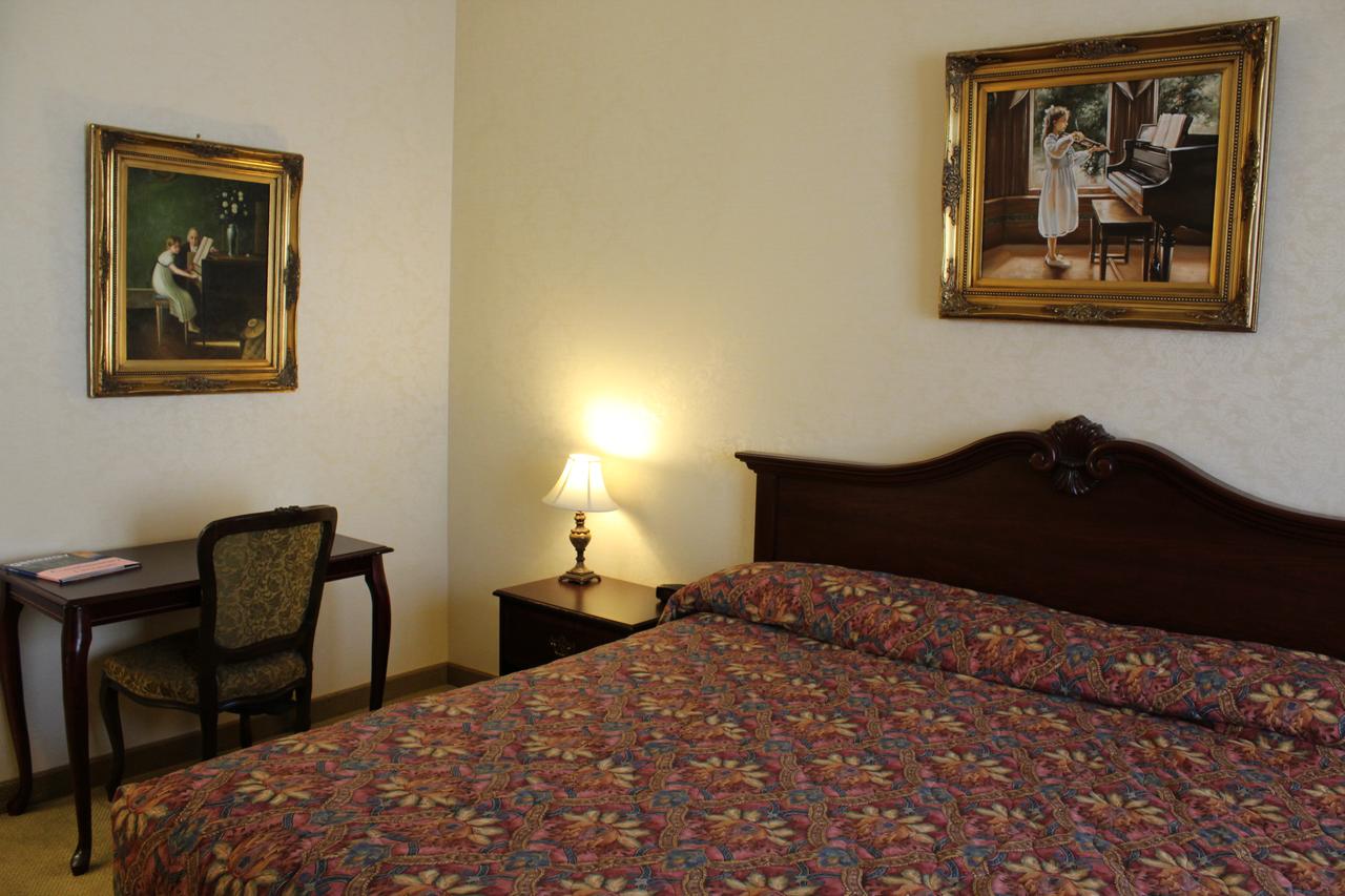 Silverland Inn & Suites - thumb 43