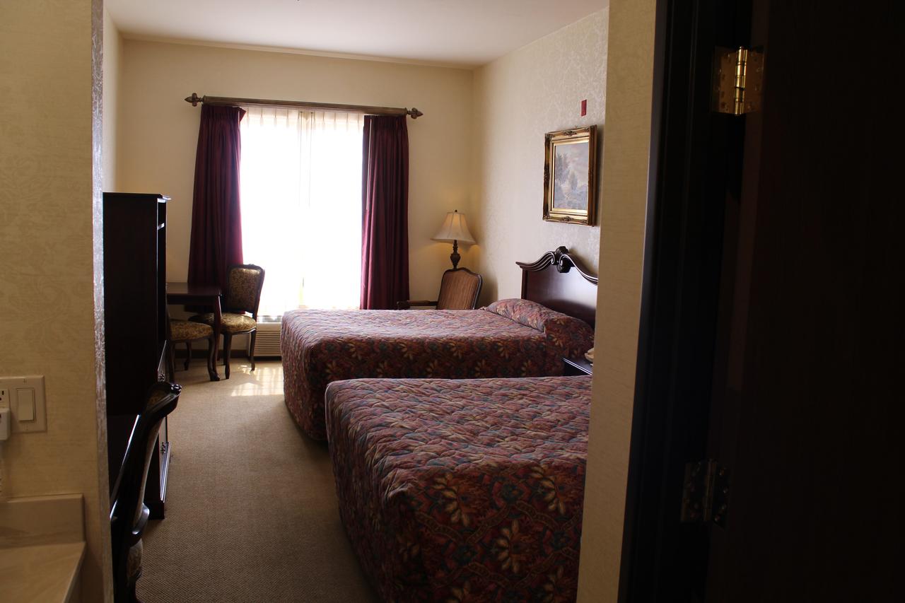 Silverland Inn & Suites - thumb 34