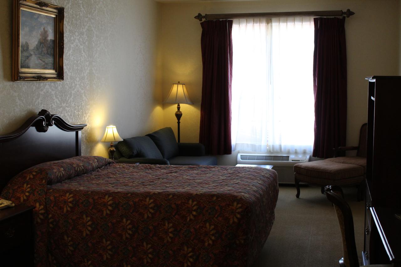 Silverland Inn & Suites - thumb 17