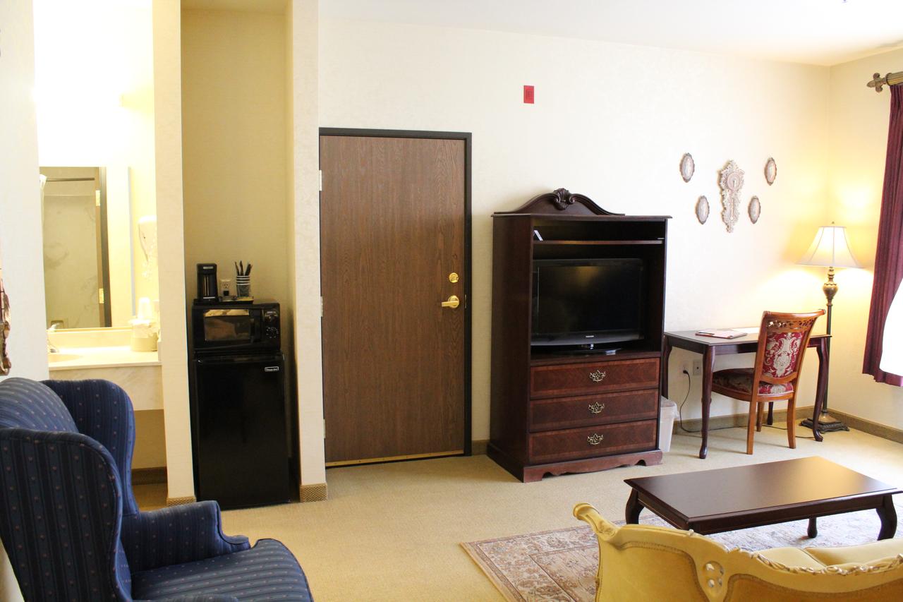 Silverland Inn & Suites - thumb 21