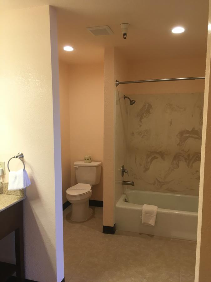 Travelodge By Wyndham Hawthorne - thumb 28