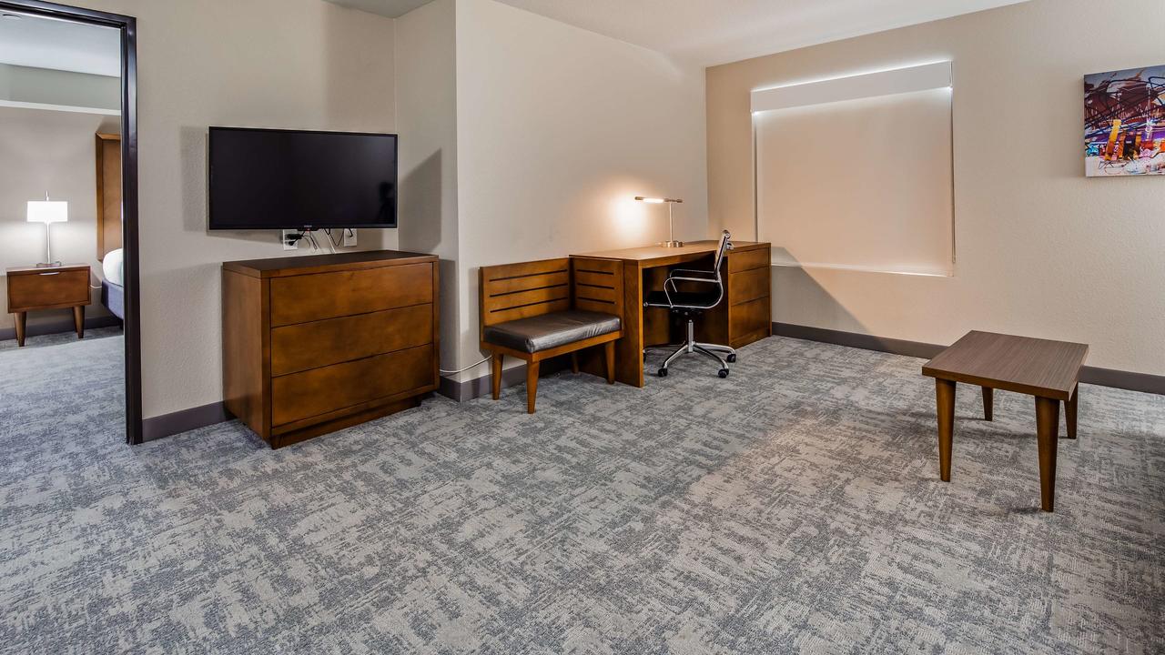 Best Western Plus Henderson Hotel - thumb 35