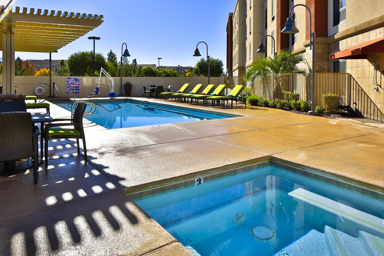 Hampton Inn & Suites Las Vegas South - thumb 11