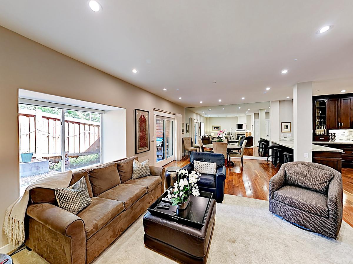 Incline Village Gem: Walk To Beach, Near Slopes! Condo - thumb 0