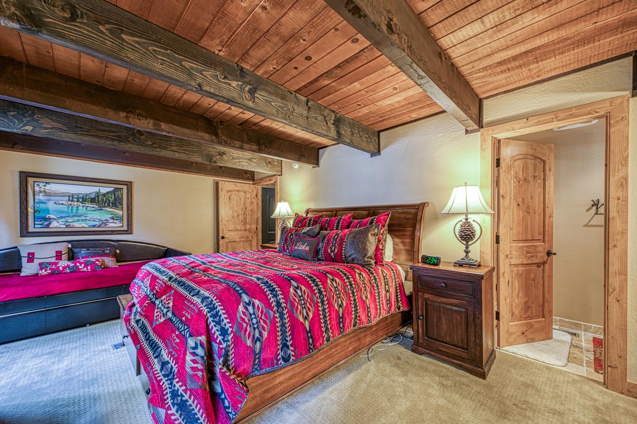 The Lazy Bear Retreat - thumb 16