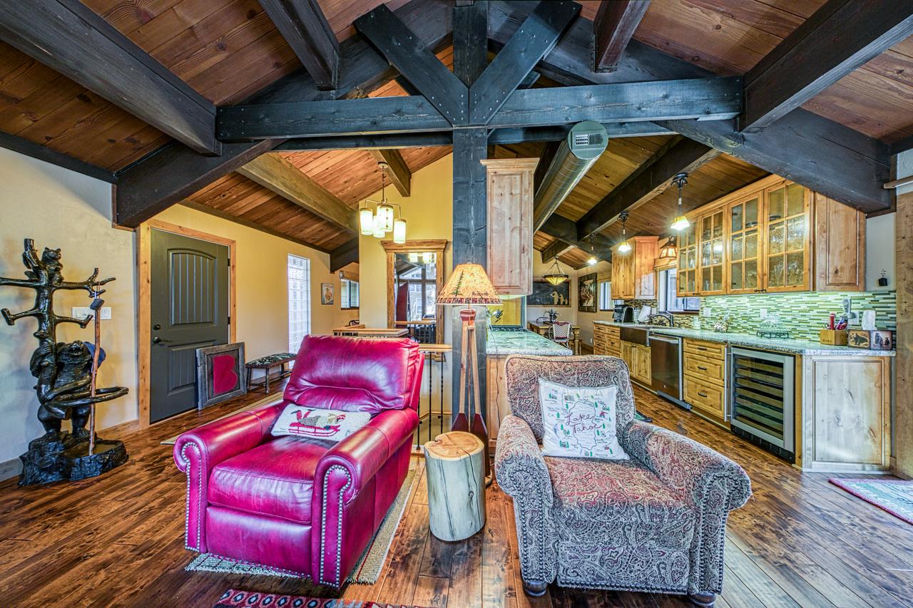 The Lazy Bear Retreat - thumb 6