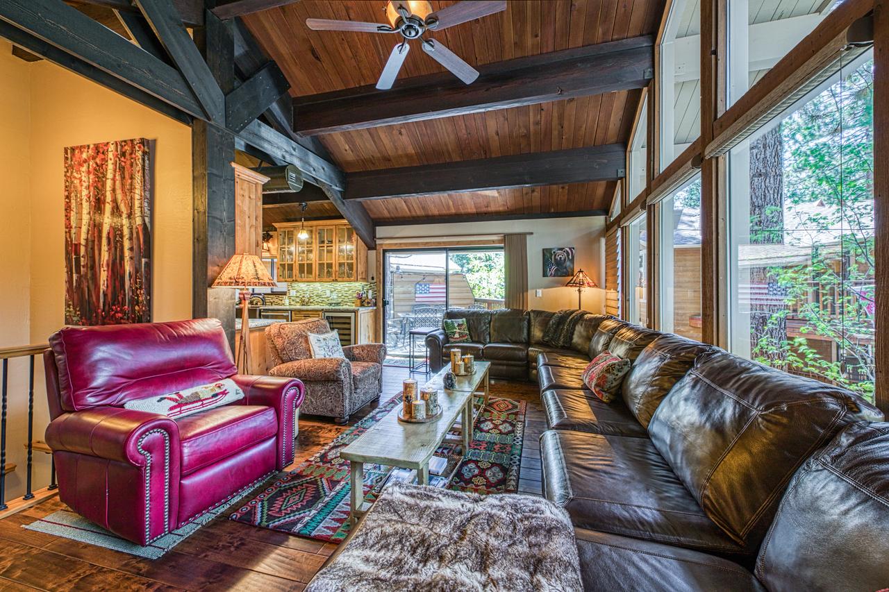 The Lazy Bear Retreat - thumb 5