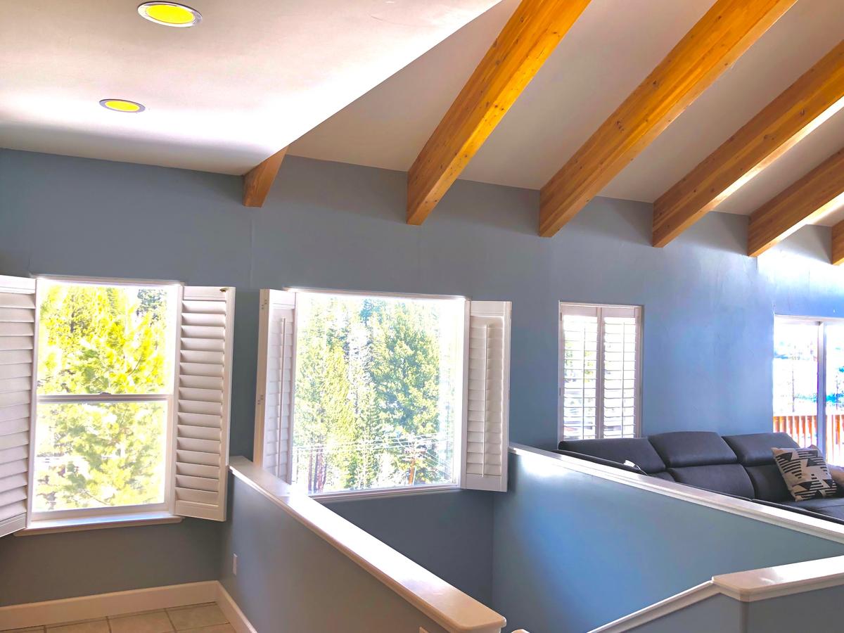 Spectacular Unobstructed Views Of Diamond Peak Spacious & Modern - Steps Away - thumb 17