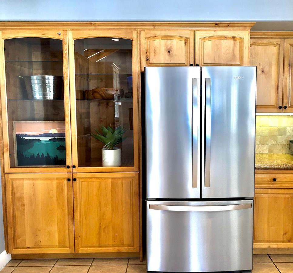 Spectacular Unobstructed Views Of Diamond Peak Spacious & Modern - Steps Away - thumb 14