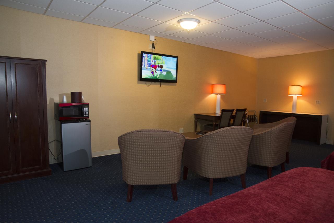 Hampton Falls Inn - thumb 17