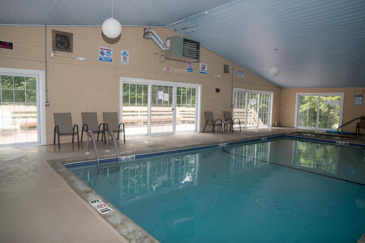 Hampton Falls Inn - thumb 10