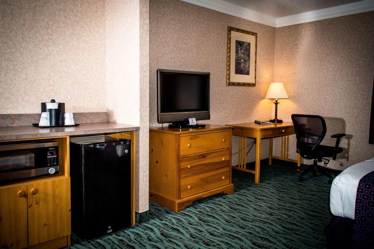 Best Western PLUS Executive Court Inn & Conference Center - thumb 17