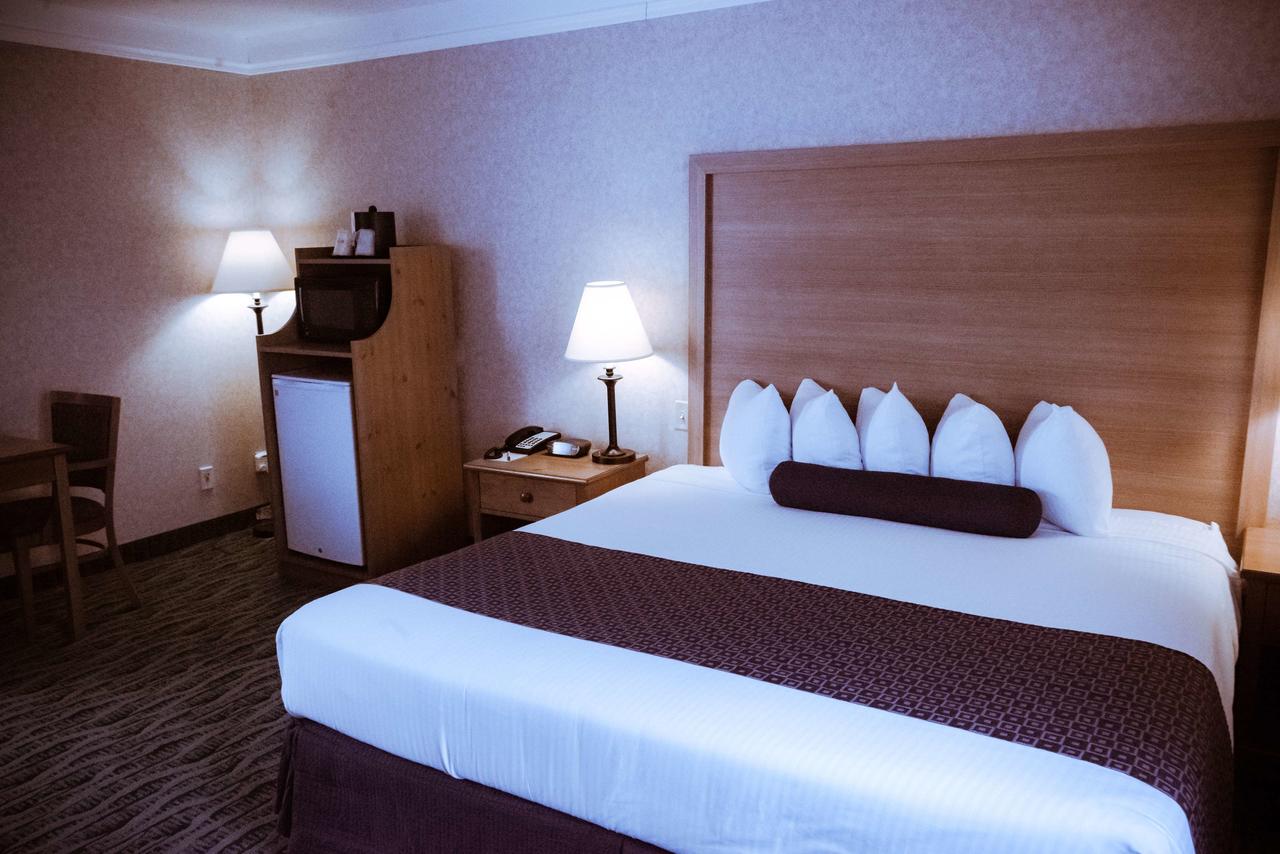 Best Western PLUS Executive Court Inn & Conference Center - thumb 34