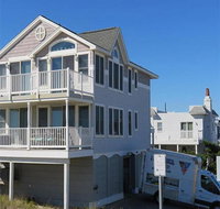 Beach Haven Gardens Oceanfront 1st floor duplex beautiful oceanviews from covered deck walking distance to shops pubs and restu - Accommodation Ohio
